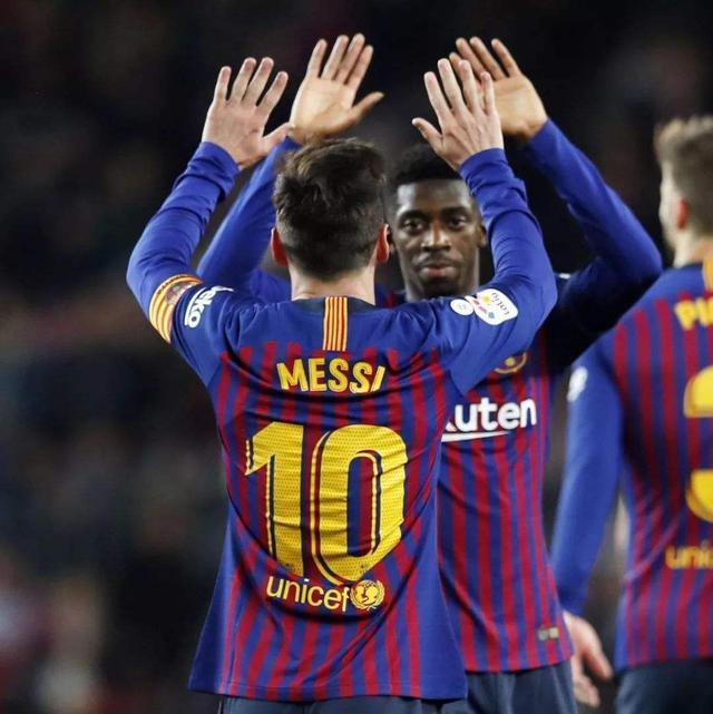 爱游戏-包含科维托娃赛事官方发布挺进下一轮新规，巴塞罗那争议不断！的词条